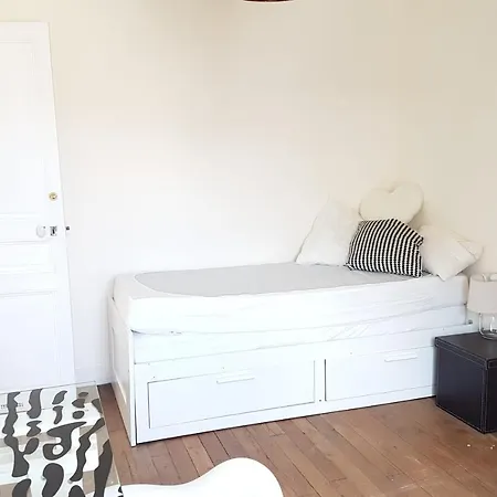 아파트 Luxurious Near Parc Andre Citroeen *